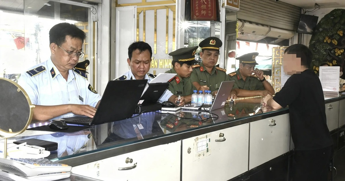 Vĩnh Long phát hiện 99 vi phạm trong kinh doanh vàng, xử phạt gần 2 tỉ đồng