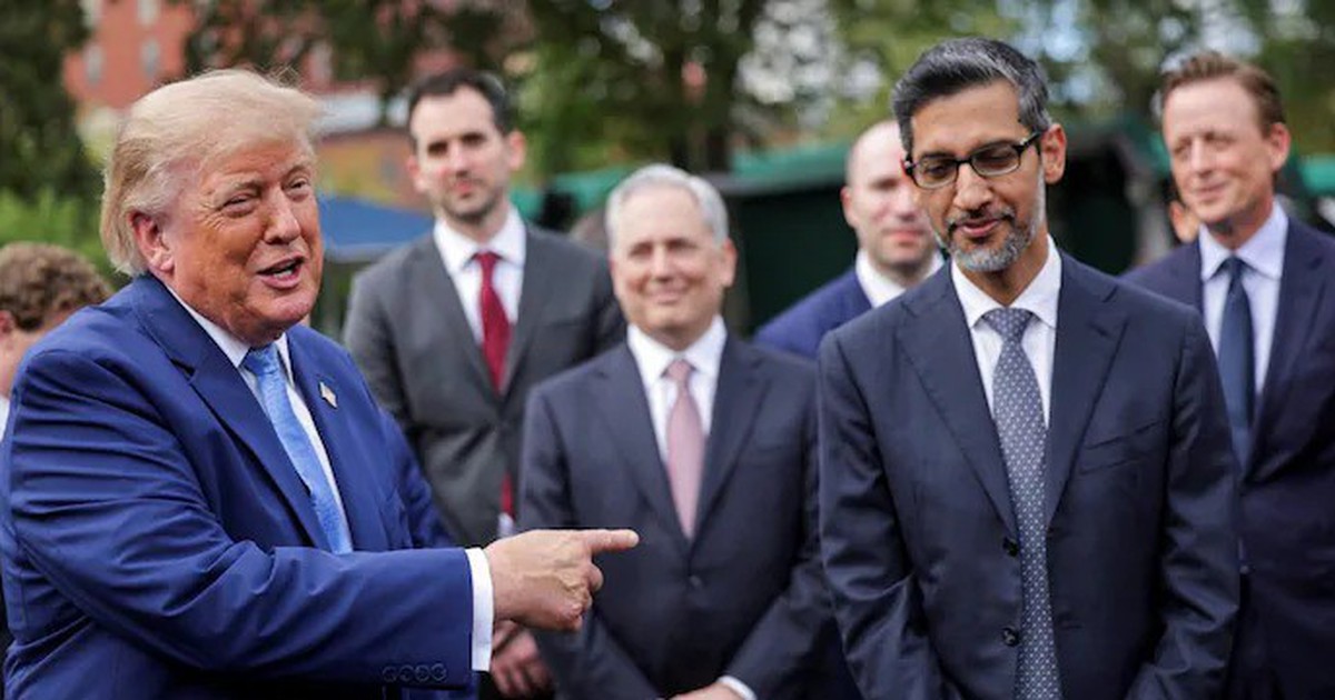 Ông Trump gọi cho Google để đổi tên Đại Tây Dương nhưng bị từ chối