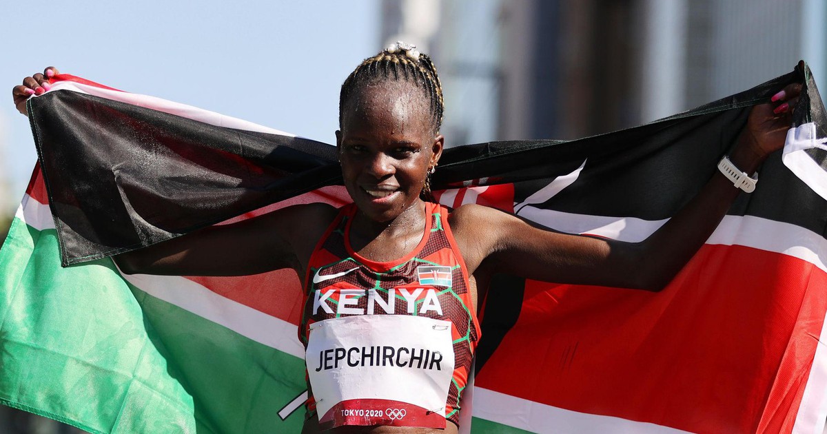 Nhà vô địch thế giới dính doping, làng marathon rúng động