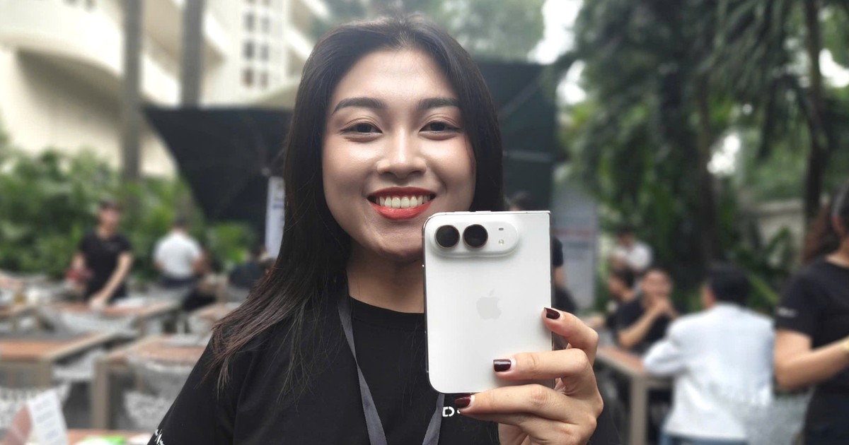 Giá cả đầu ngày: iPhone Duo mở bán, bản cao nhất gần 104 triệu đồng