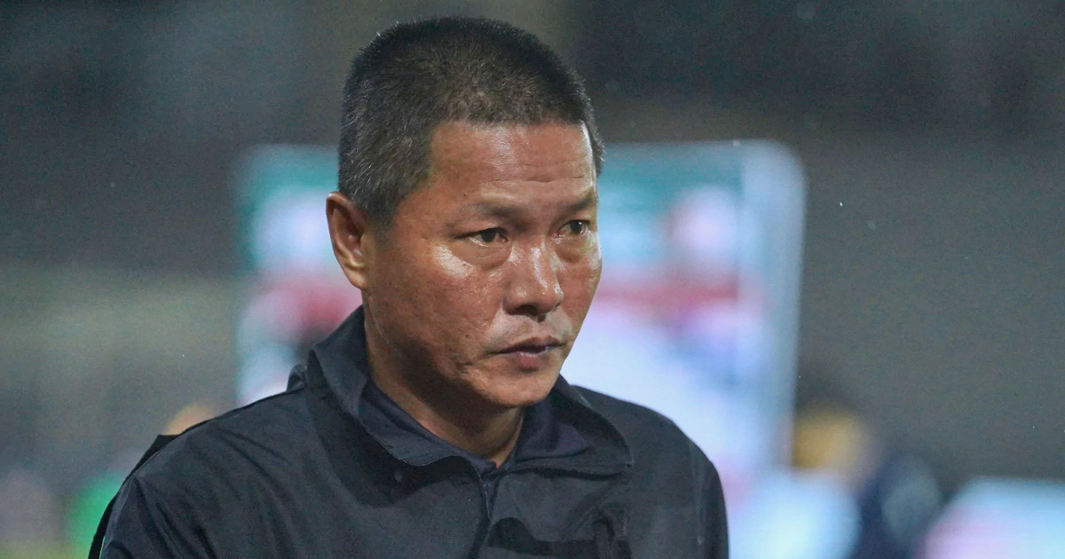 CLB Ninh Bình thua đau phút bù giờ, HLV Chu Đình Nghiêm nói gì?