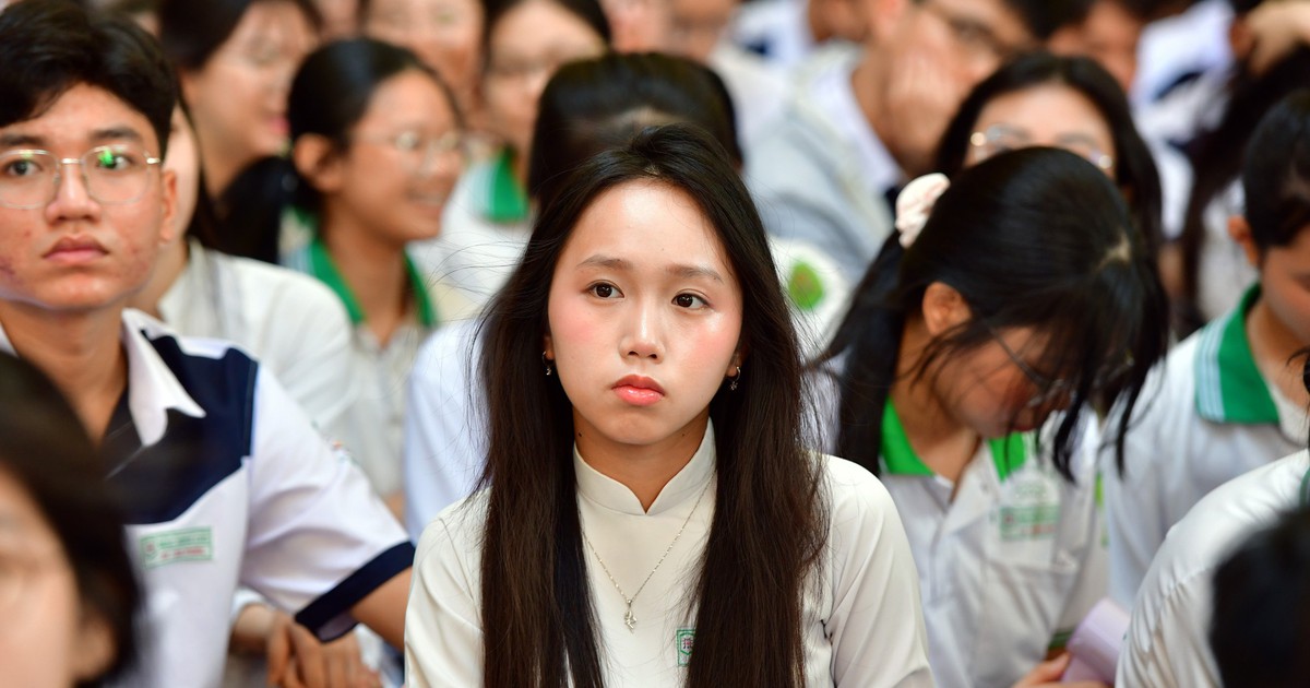 Chiến dịch 'Không một mình': Nhận diện những cái bẫy nhắm vào học sinh, sinh viên trên mạng