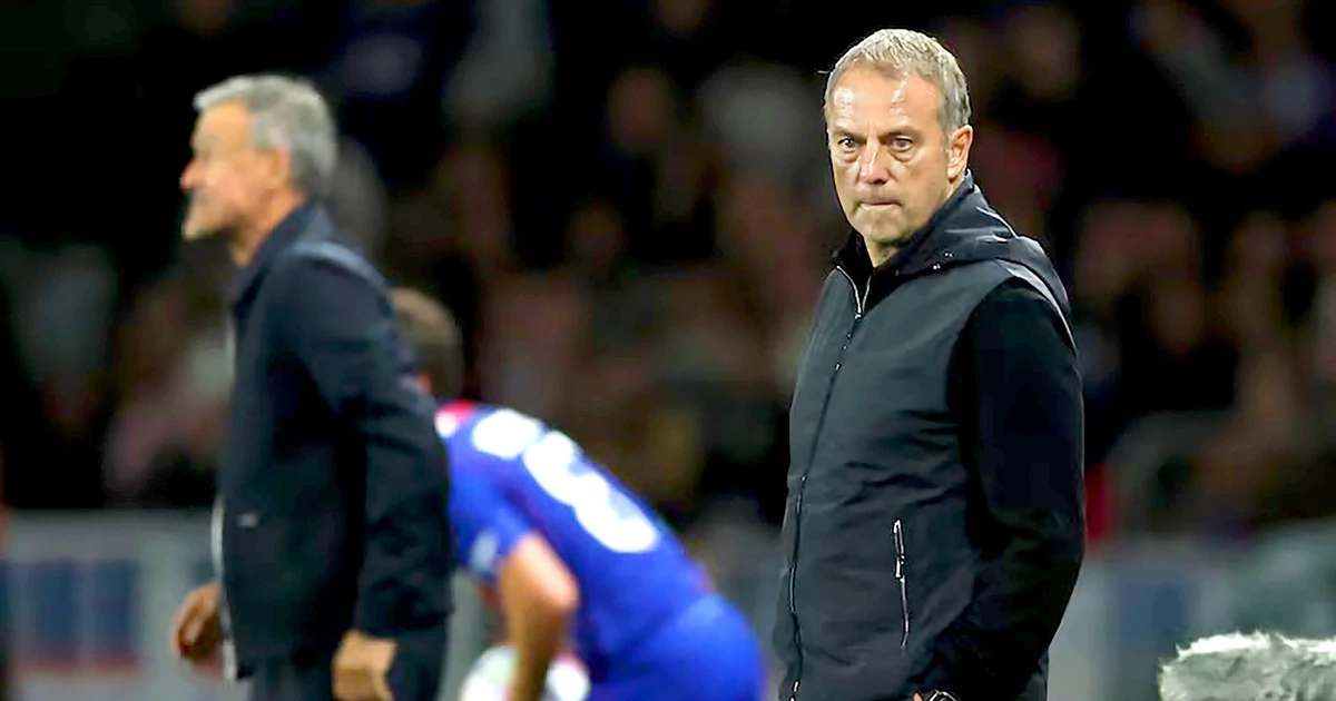 HLV Flick: Hai trận thua là quá nhiều với Barca, nhất là ở siêu kinh điển