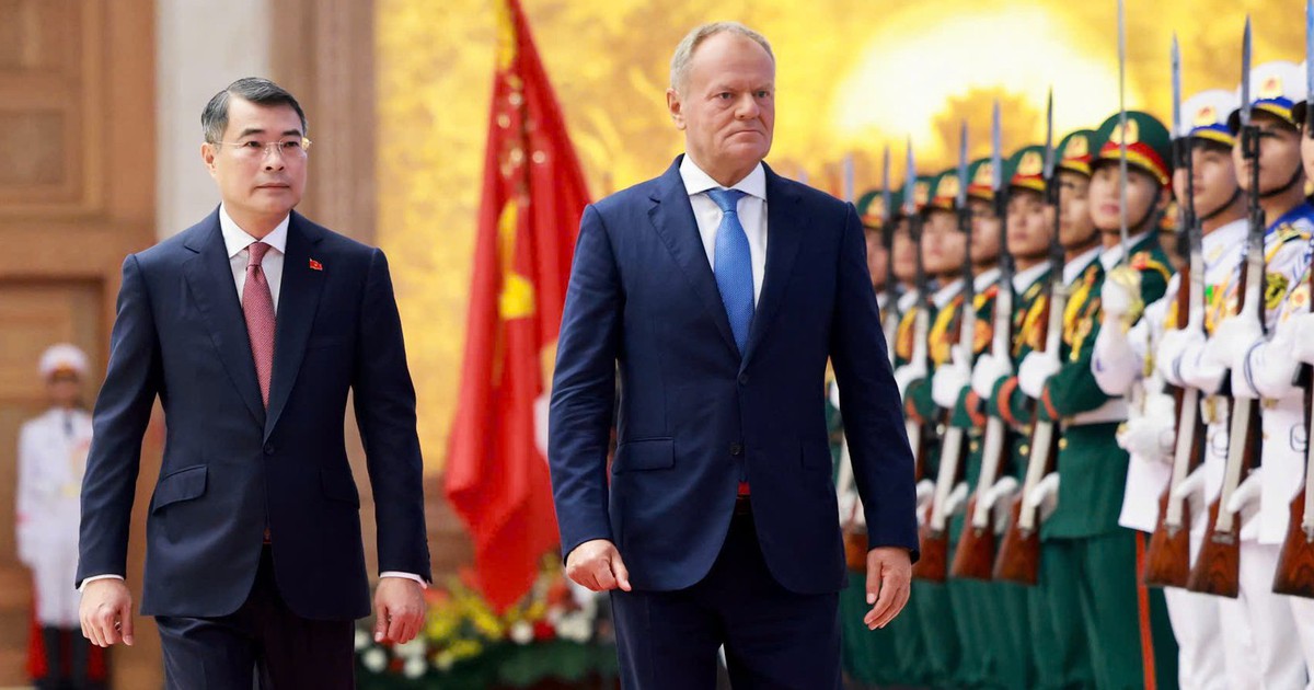 Lễ đón chính thức Thủ tướng Ba Lan Donald Tusk