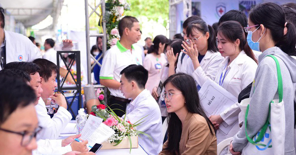 Vietnam: Ho Chi Minh City proposes new incentive program for local doctors