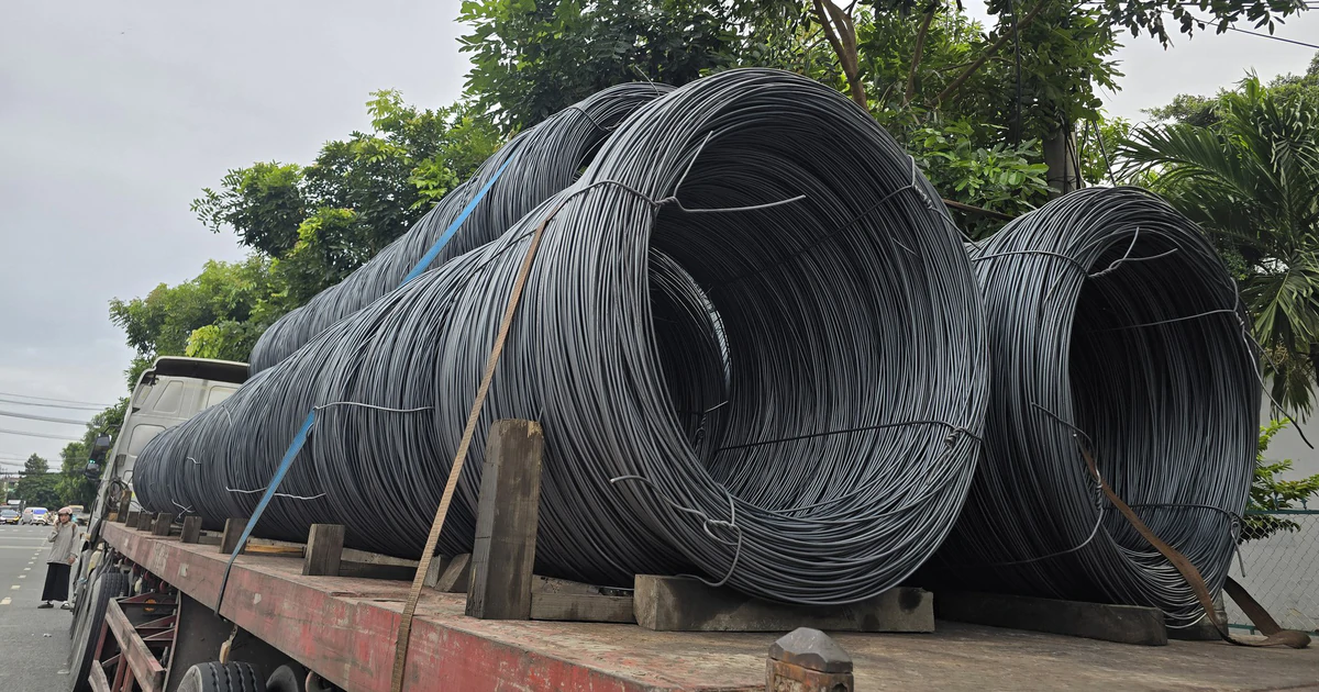 Giá thép liên tục tăng, nhà thầu 'căng mình' tính toán vì lợi nhuận mỏng