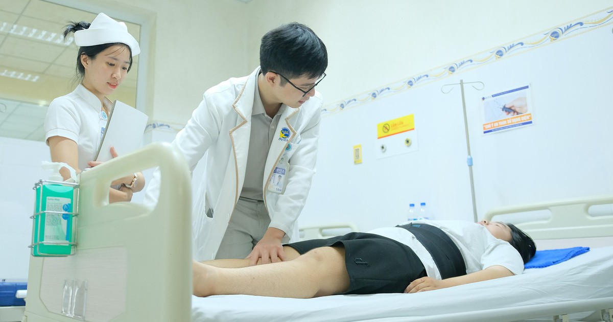 13 tuổi đau thắt lưng, tê yếu chân, đi khám mới biết thoát vị đĩa đệm nặng