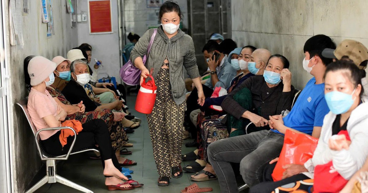 Những loại ung thư nào có nguy cơ di truyền cho người thân?