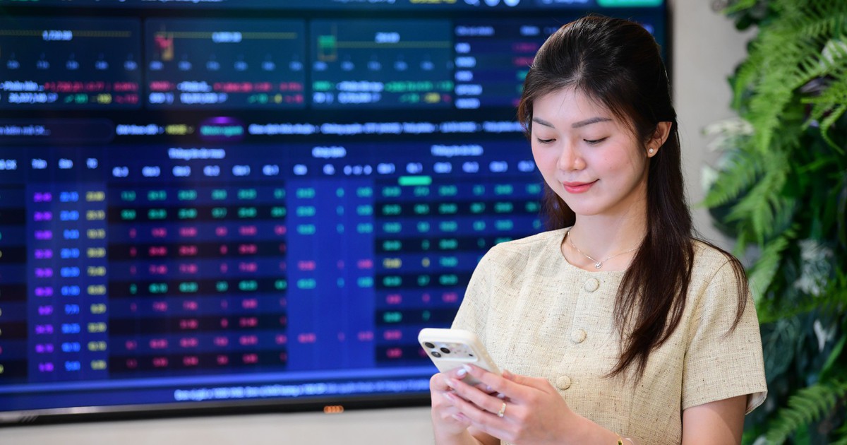 Khó giảm lãi suất dù có thị trường chứng khoán 10,7 triệu tỉ đồng