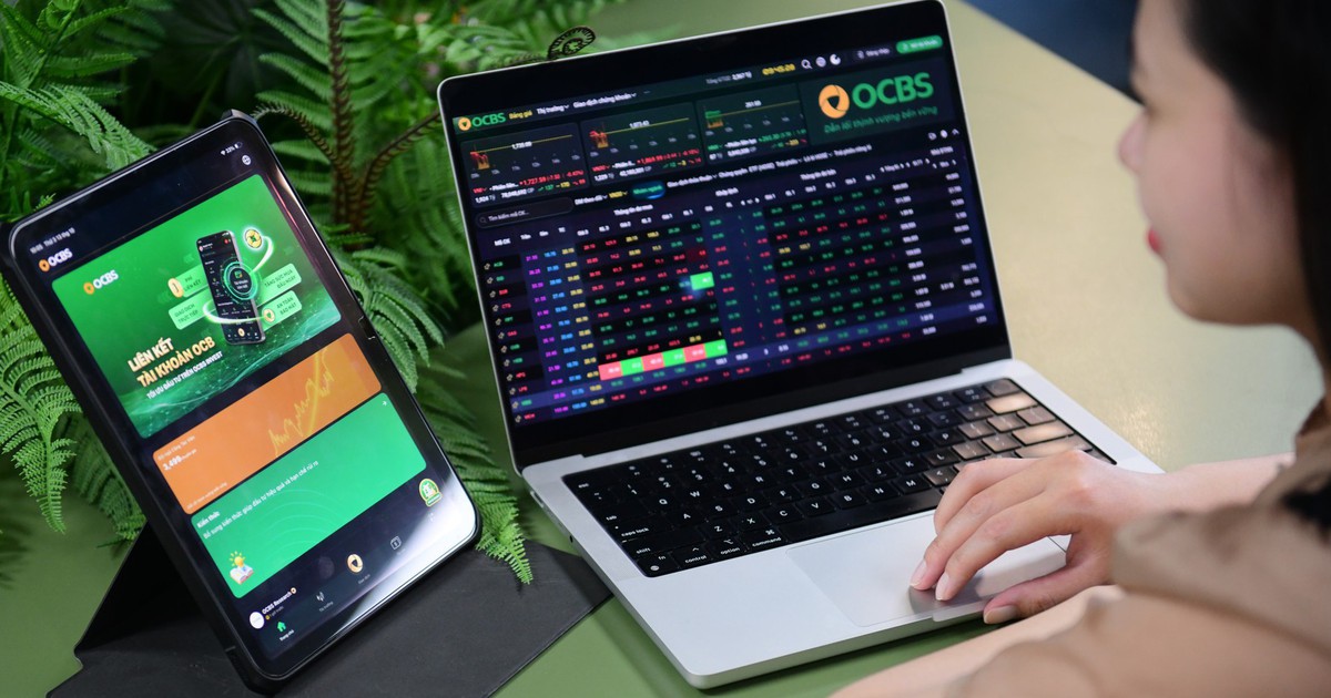 Chứng khoán, ngân hàng gây áp lực, VN-Index giảm gần 14 điểm phiên cuối cùng của tháng 10