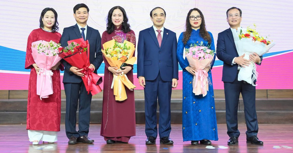 Lần đầu tiên Đại học Y Hà Nội có đủ 6 thành viên ban giám hiệu