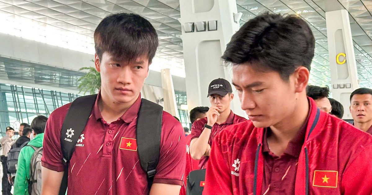Tuyển Việt Nam về nước: HLV Kim Sang Sik hướng tới Asian Cup 2027