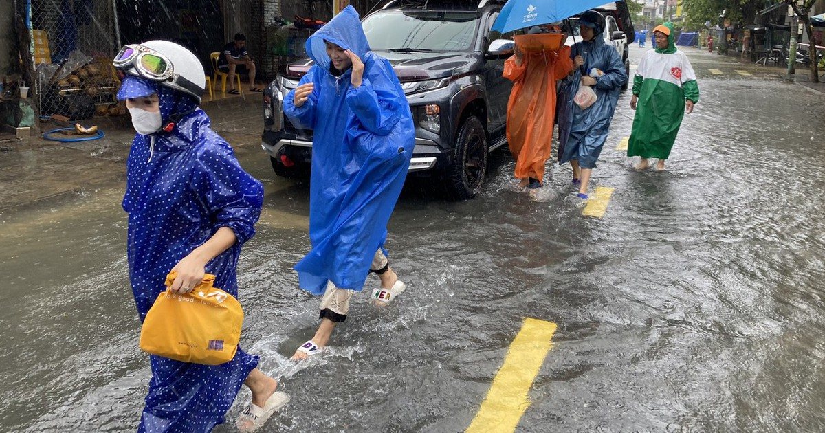 Mưa lớn, Đà Nẵng cho phép địa phương chủ động cho học sinh nghỉ học