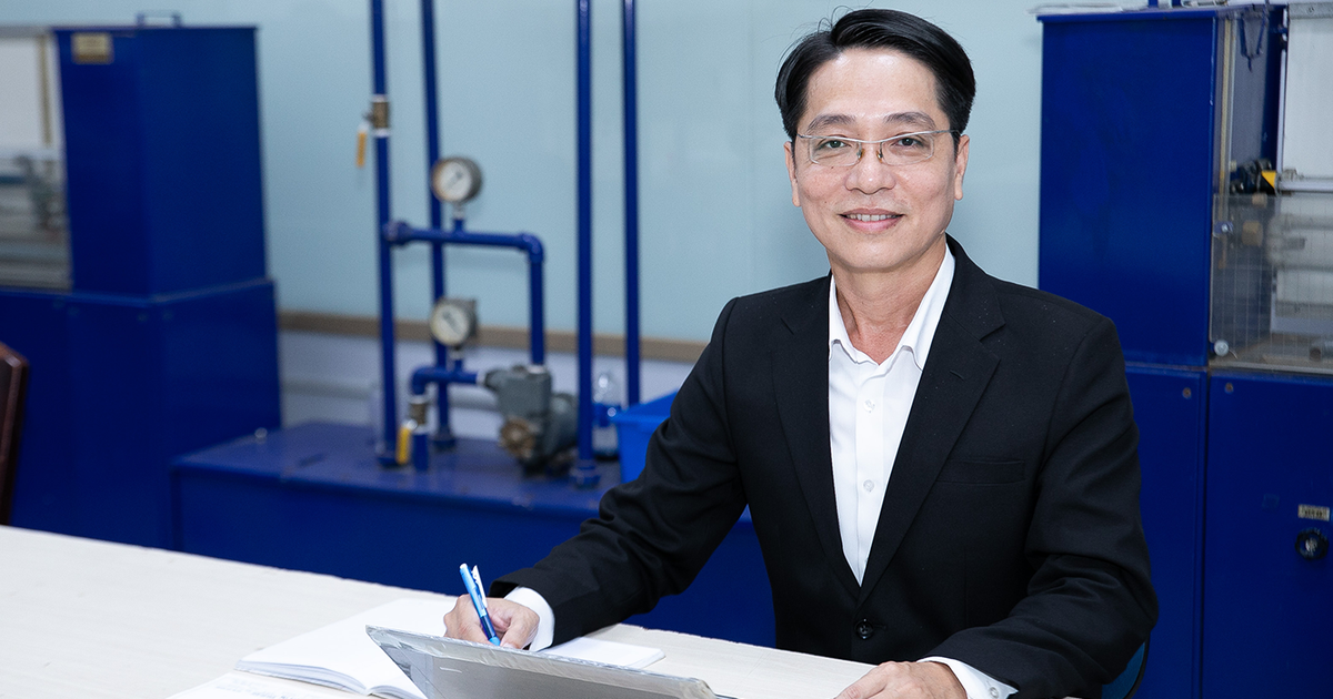 Người đồng hành cùng sinh viên Duy Tân vô địch thiết kế nhà chống động đất