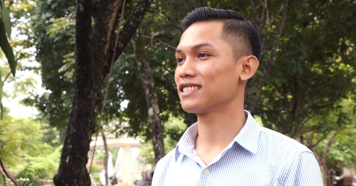 Chàng trai Lào dùng tiếng Việt nối cầu hữu nghị