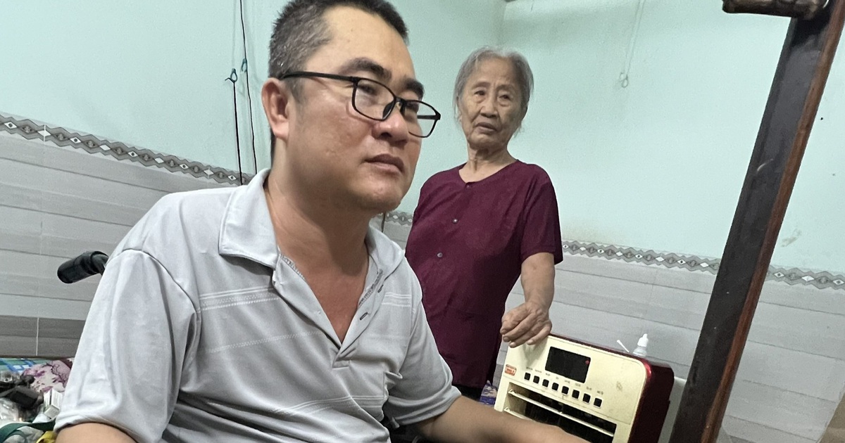Người cha liệt tứ chi không đầu hàng số phận
