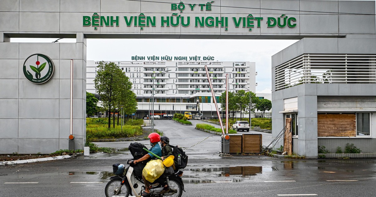 Bệnh viện Việt Đức tại Ninh Bình chuẩn bị tiếp nhận bệnh nhân, giai đoạn đầu với 300 giường bệnh