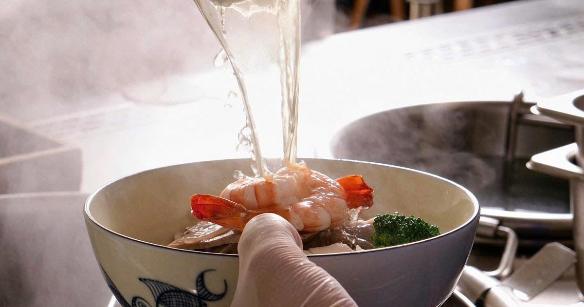 3 đời giữ lửa cho tô hủ tiếu thơm ngon giữa lòng Sài Gòn