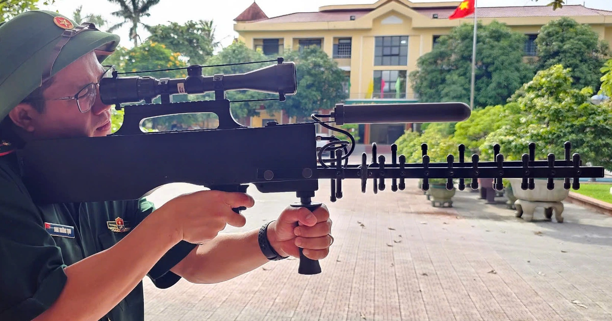 Huế thành lập Trung đội Phương tiện không người lái bảo vệ biên giới