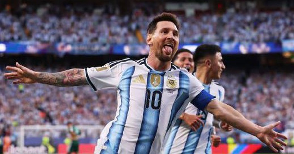 'Messi là một kẻ điên'!