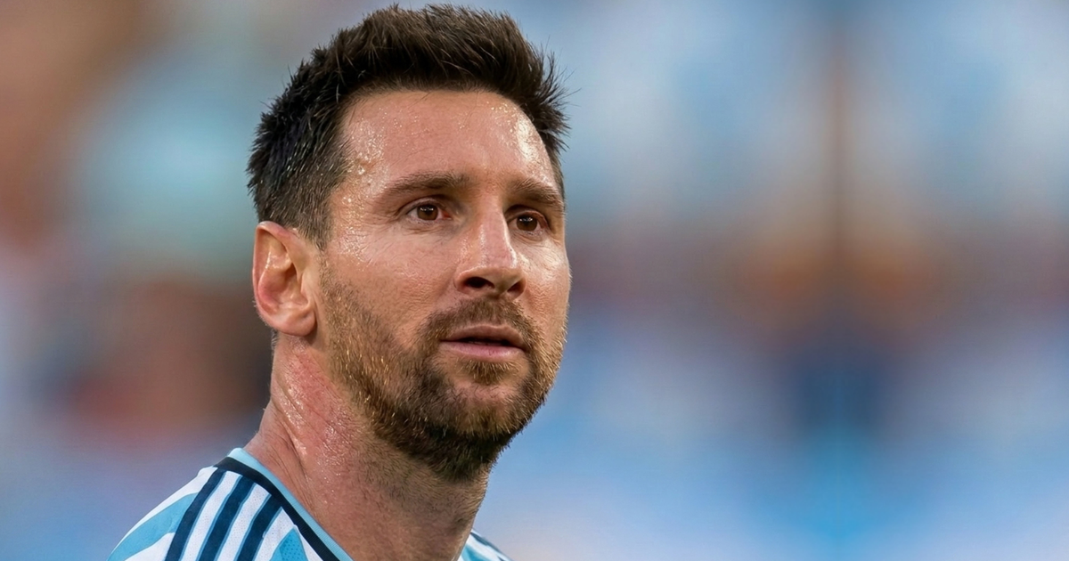 Vì sao Messi bật khóc sau khi ghi bàn?
