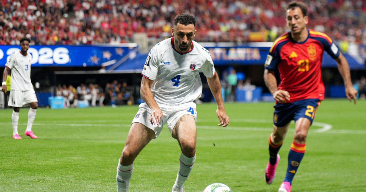 Suýt lỡ World Cup vì tưởng tin nhắn lừa đảo