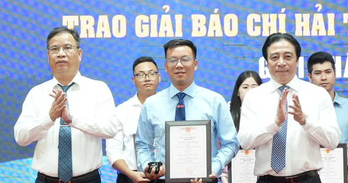 Báo Tuổi Trẻ giành giải nhất Giải báo chí Hải Triều TP Huế