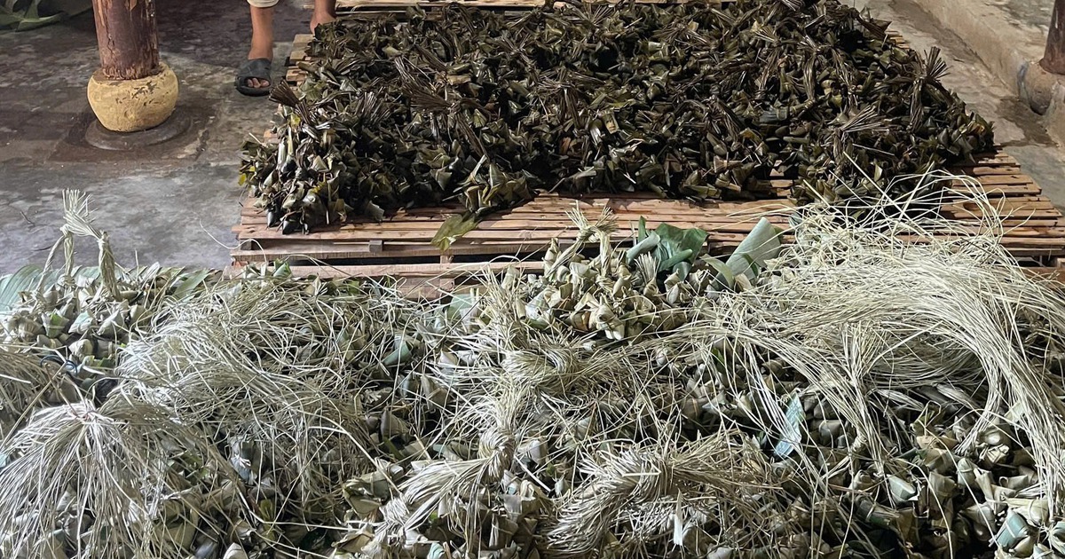 Phát hiện cơ sở sản xuất bánh ú trộn hàn the