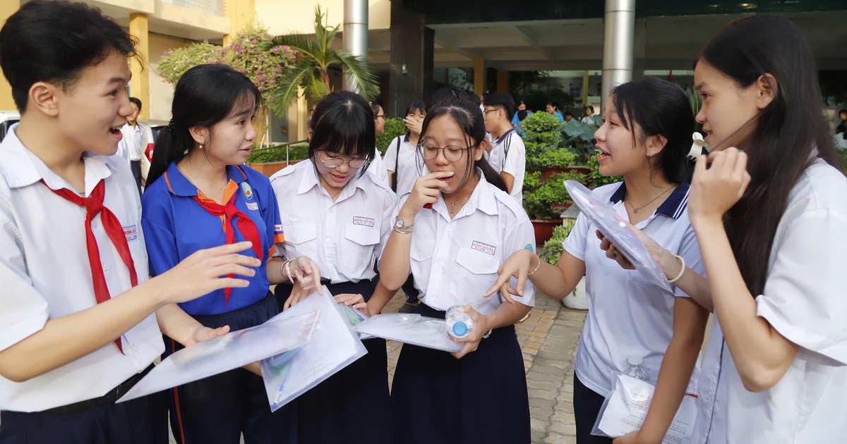 Điểm chuẩn vào lớp 10 chuyên, tích hợp 2026 ở TP.HCM