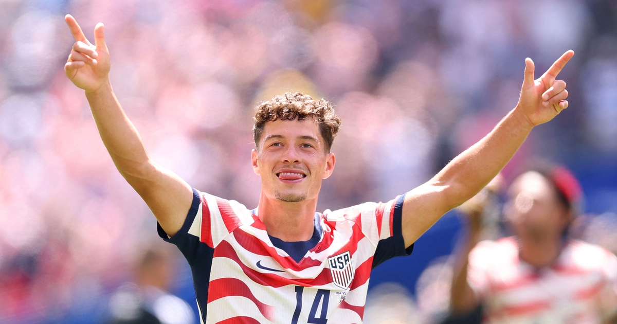 Tuyển Mỹ đi vào lịch sử World Cup với kỷ lục 'khó đỡ'
