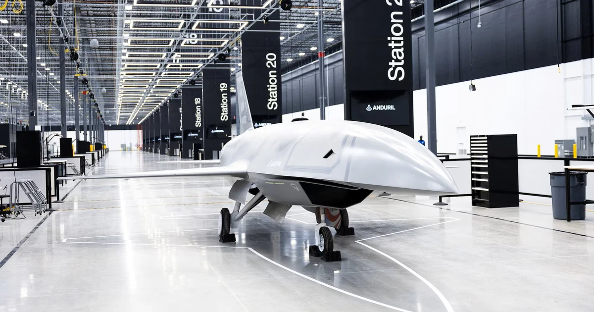Không quân Mỹ chi 10 tỉ USD mua phi đội drone hỗ trợ máy bay chiến đấu