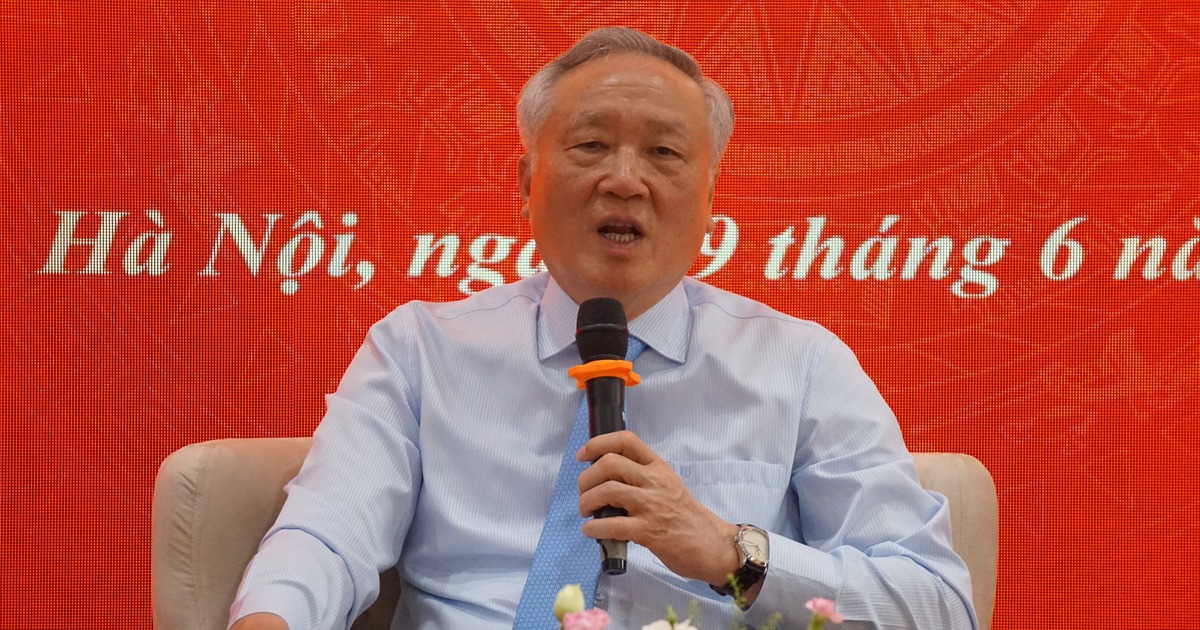Nguyên Phó thủ tướng thường trực Nguyễn Hòa Bình ra mắt sách về xây dựng Chính phủ liêm chính, kiến tạo