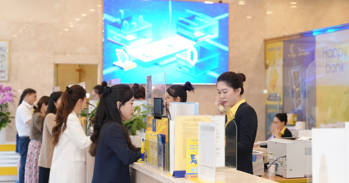 FiinRatings xếp hạng tín nhiệm Nam A Bank ở mức A-, triển vọng 'ổn định'