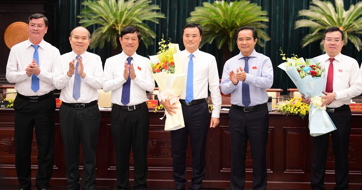 Miễn nhiệm Phó chủ tịch UBND TP.HCM Bùi Xuân Cường để thực hiện công tác cán bộ