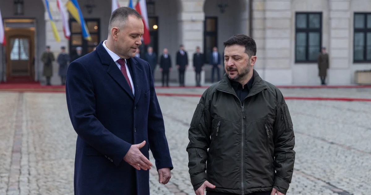 Ukraine có màn đáp trả sau khi Ba Lan tước huân chương cao quý đã trao cho ông Zelensky
