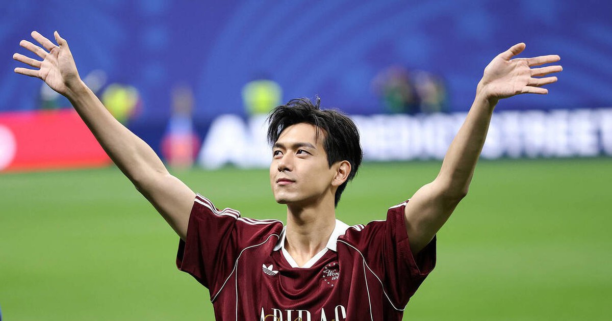 Lý Hiện khai bóng tại World Cup