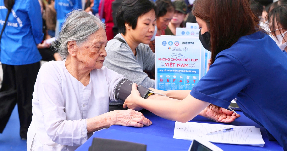 Chính phủ mở rộng khám sức khỏe miễn phí cho người cao tuổi từ năm 2026