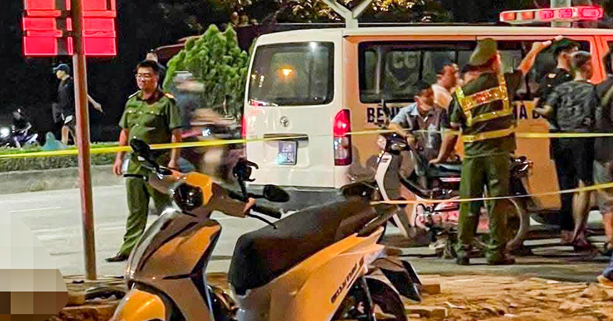 Hai vụ tai nạn trong đêm làm 3 người chết ở Hà Nội