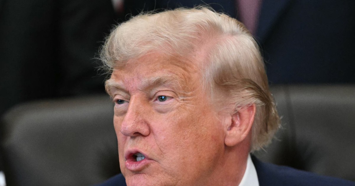 Ông Trump dọa bỏ tù những ai phá hoại hồ phản chiếu ở Washington, đã bắt được 5 người