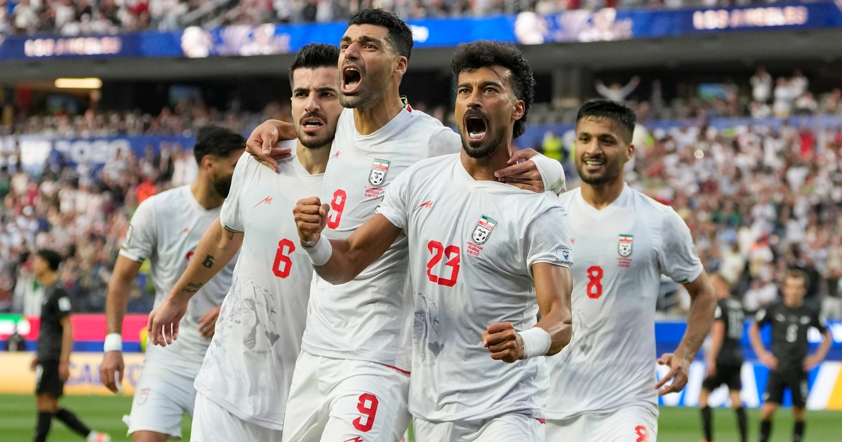 Mỹ nới lỏng quy định, giúp tuyển Iran thoát cảnh 'hành xác' tại World Cup