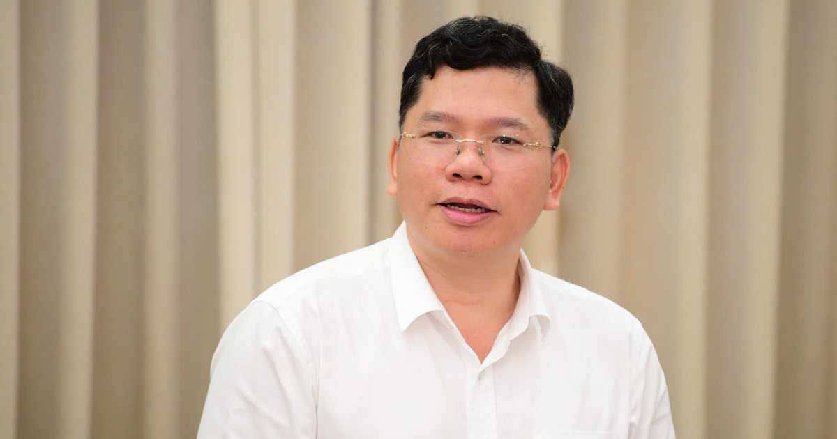 Phó chủ tịch TP.HCM Hoàng Nguyên Dinh phụ trách thêm lĩnh vực quy hoạch, xây dựng, đường sắt