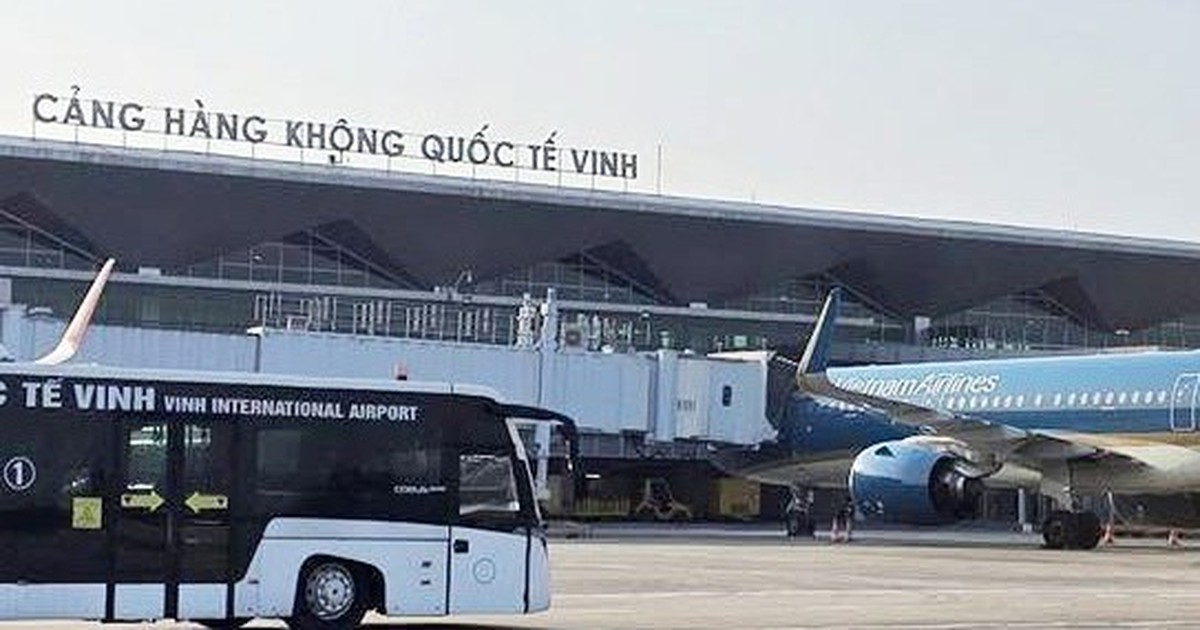 Từ 1-7 khai thác thêm chặng bay Vinh - Cam Ranh