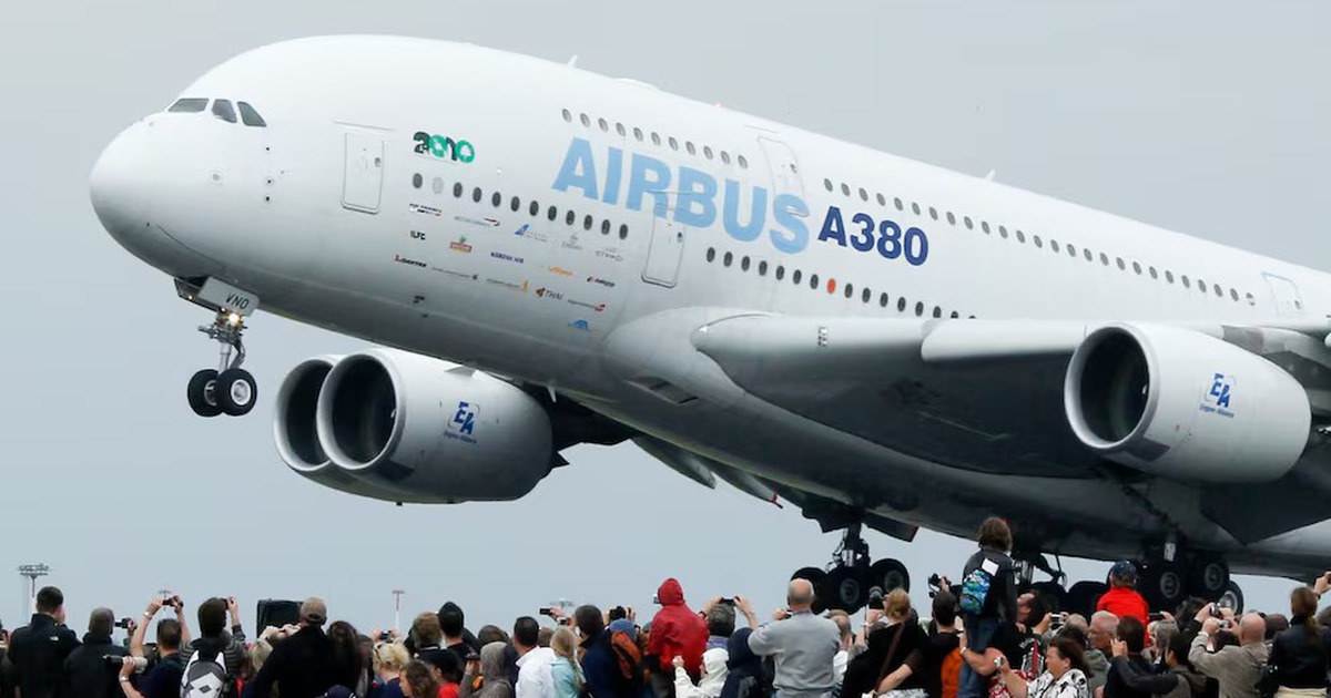 Airbus khẩn cấp kiểm tra loạt máy bay A380 do phát hiện vết nứt trên cánh