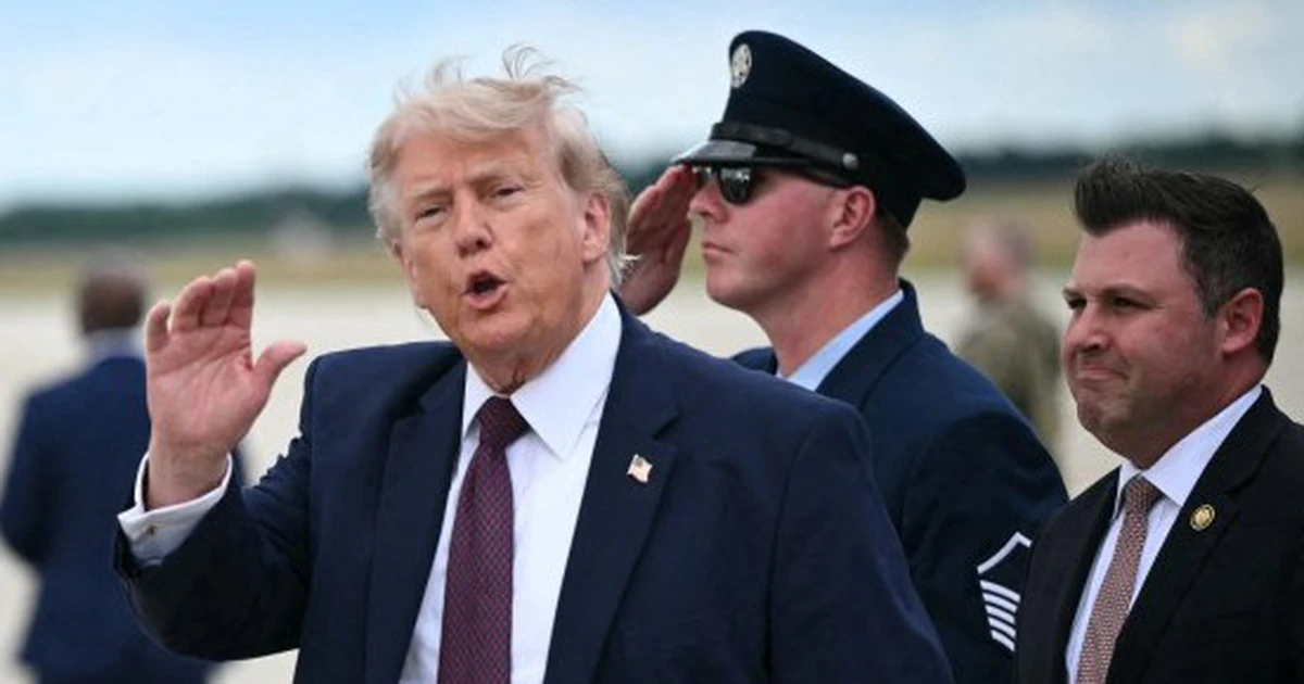 Ông Trump ra lệnh điều tra vì giá xăng không giảm như kỳ vọng