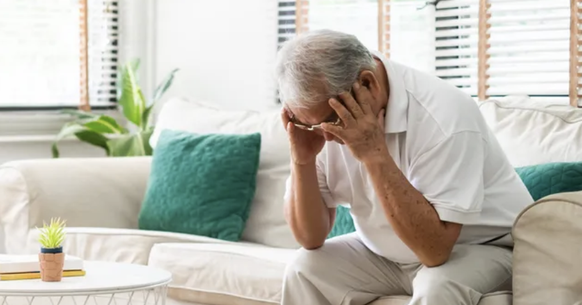 Xuất huyết não từ triệu chứng đau đầu không dứt