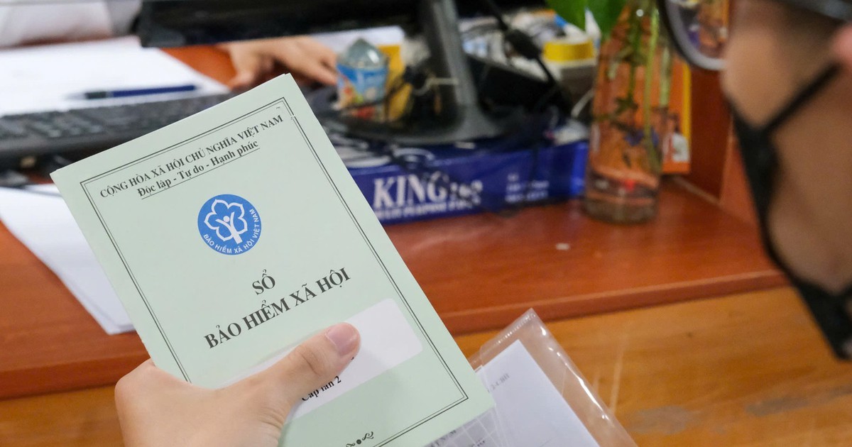 Bộ Nội vụ đề xuất bỏ quy định ủy quyền nhận lương hưu mỗi năm làm lại một lần