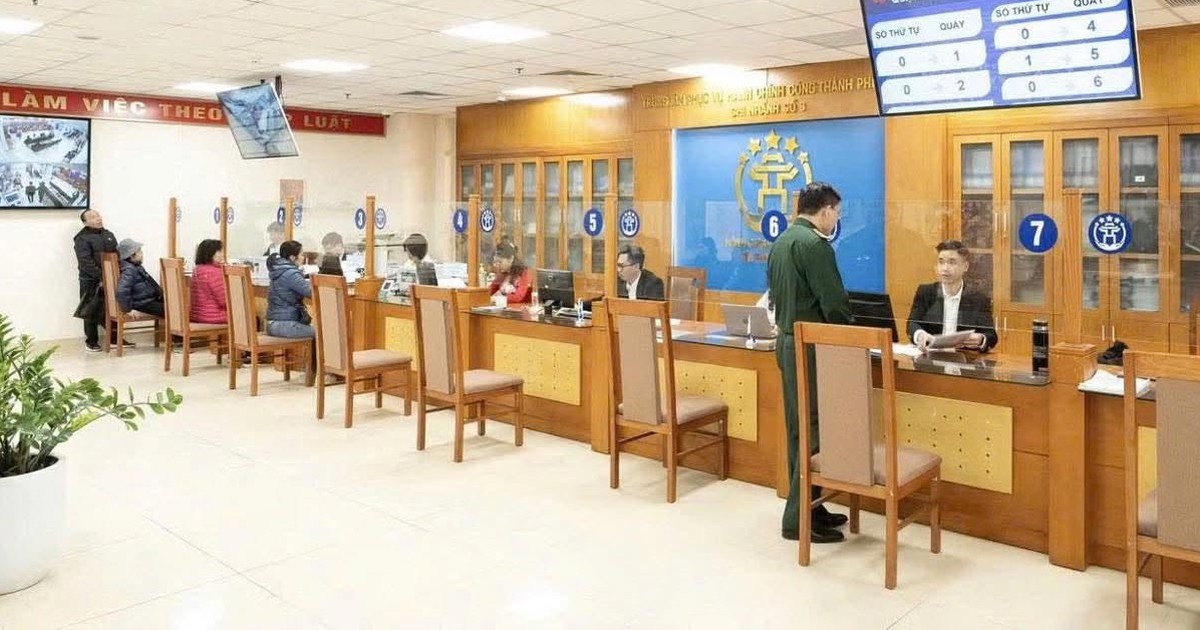 Vụ cụ bà 97 tuổi bị yêu cầu đến phường: Người dân cần một câu trả lời hay cần một lối đi?
