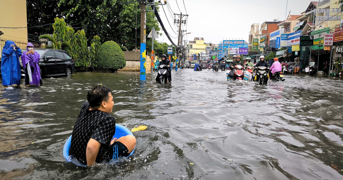 Những tuyến đường nào ở TP.HCM đang dễ ngập nhất?