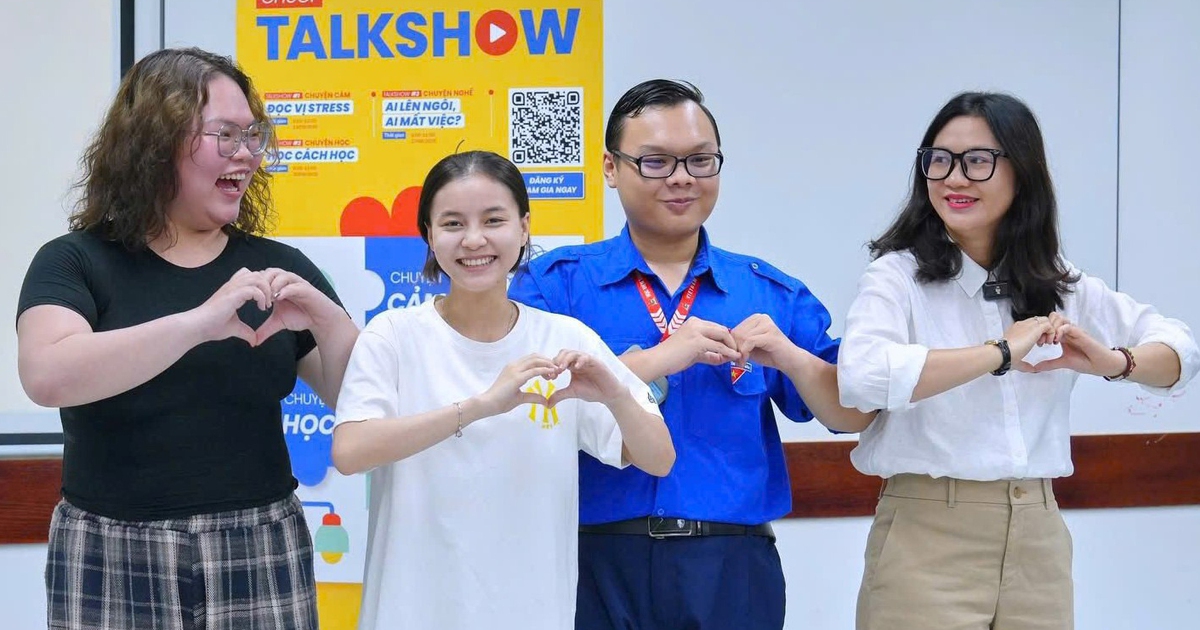 Bỏ công việc ổn định để giúp người trẻ tìm lại kết nối với bản thân