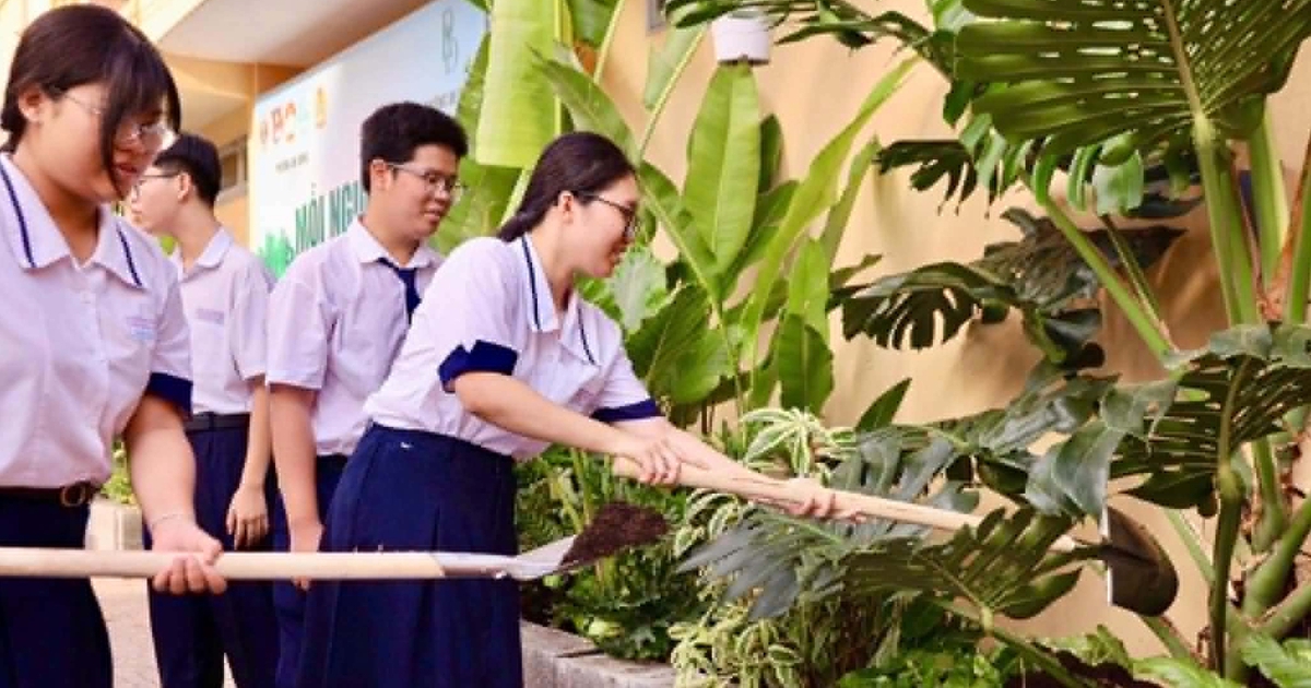 Tin tức sáng 28-6: TP.HCM khánh thành nhiều vườn cây đại đoàn kết; Đề xuất phạt đến 50 triệu vi phạm dạy thêm
